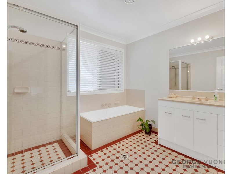 10 Boudin Pl, Forest Lake QLD 4078