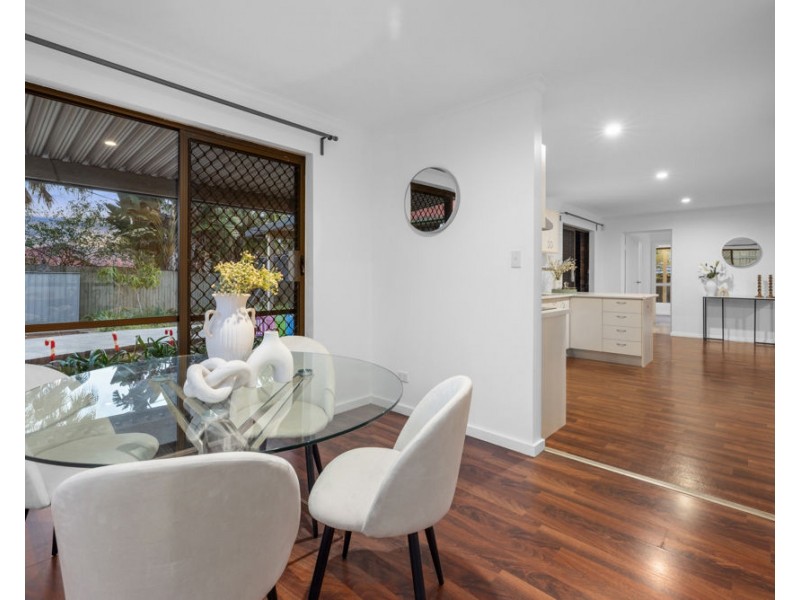 23 OAKLEAF ST, Eight Mile Plains QLD 4113