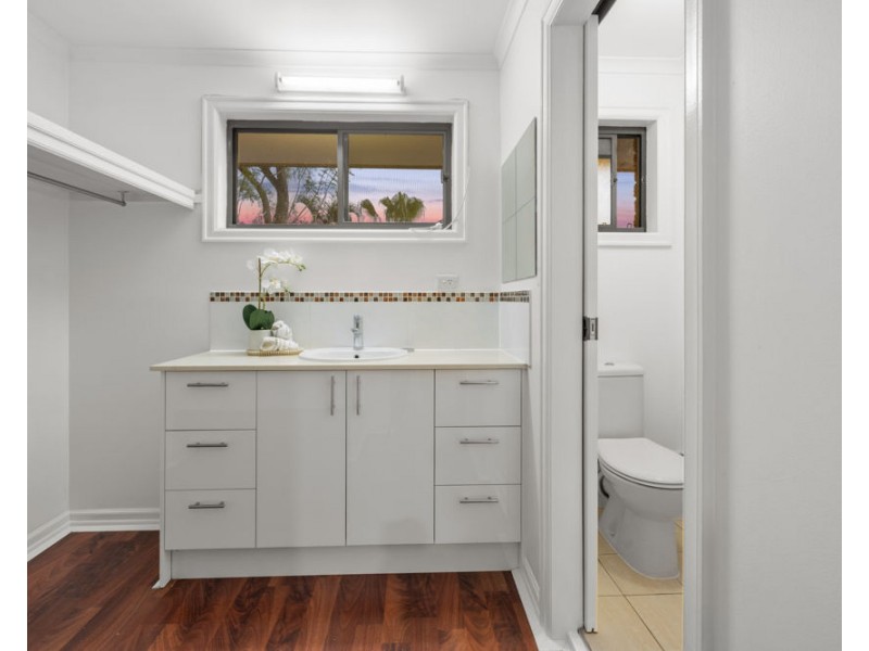 23 OAKLEAF ST, Eight Mile Plains QLD 4113