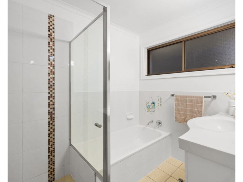 23 OAKLEAF ST, Eight Mile Plains QLD 4113