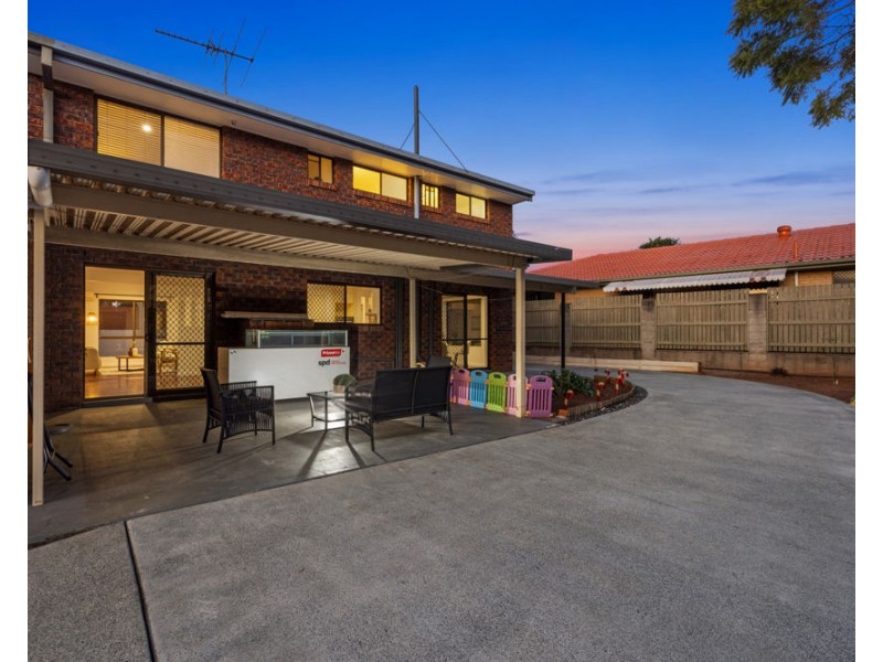 23 OAKLEAF ST, Eight Mile Plains QLD 4113