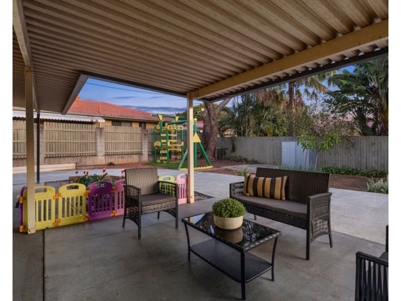 23 OAKLEAF ST, Eight Mile Plains QLD 4113