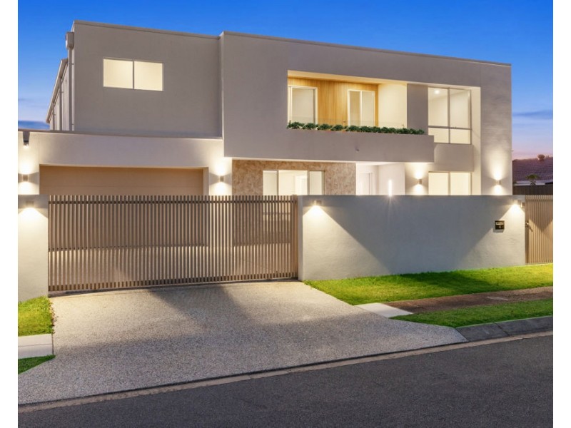 4 PRUDENCE ST, Robertson QLD 4109