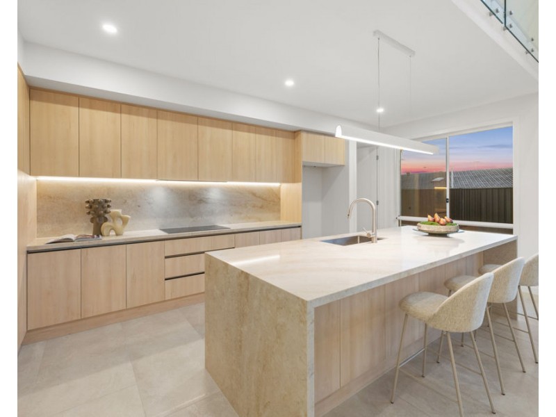 4 PRUDENCE ST, Robertson QLD 4109