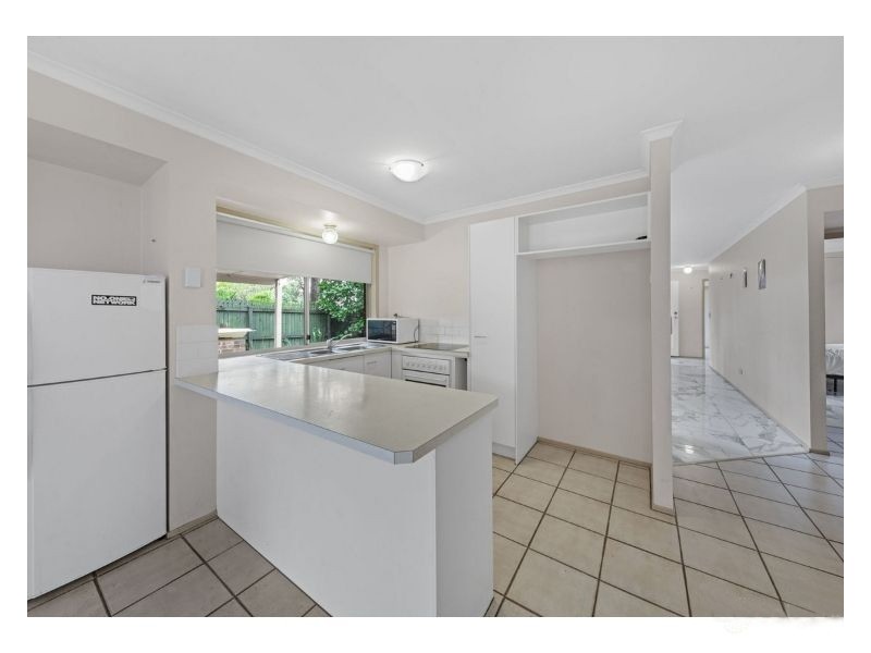22 Heath St, Forest Lake QLD 4078