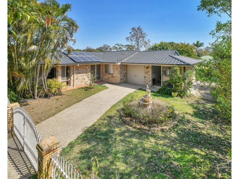 18 Beamont Pl, Forest Lake QLD 4078
