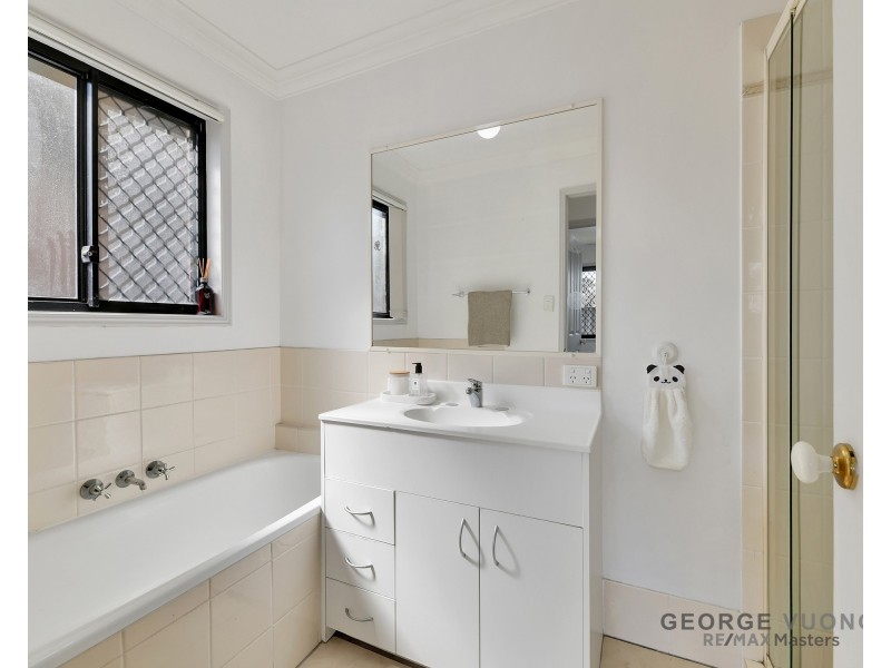 59 Booloumba Cr, Forest Lake QLD 4078