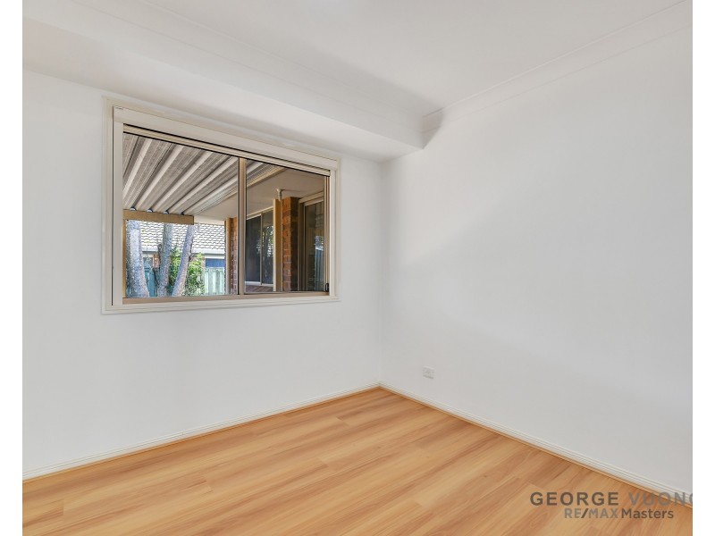139 Middle Rd, Hillcrest QLD 4118