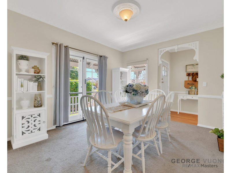 4 Chateau St, Springfield Lakes QLD 4300