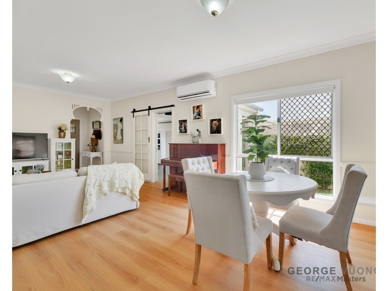 4 Chateau St, Springfield Lakes QLD 4300