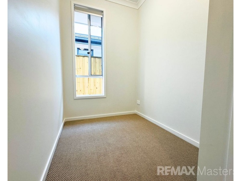 25 Clarence Street, South Maclean QLD 4280