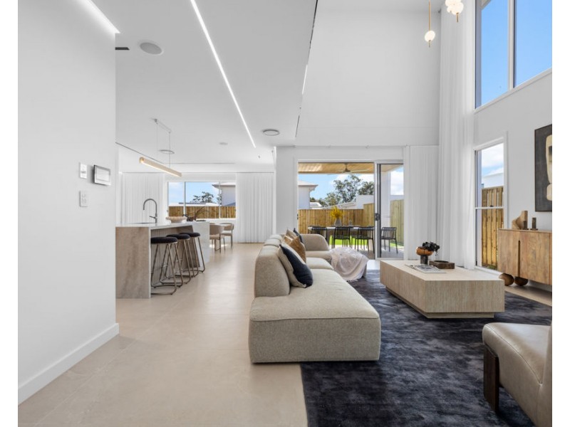 18 ROSEMARY CCT, Rochedale QLD 4123