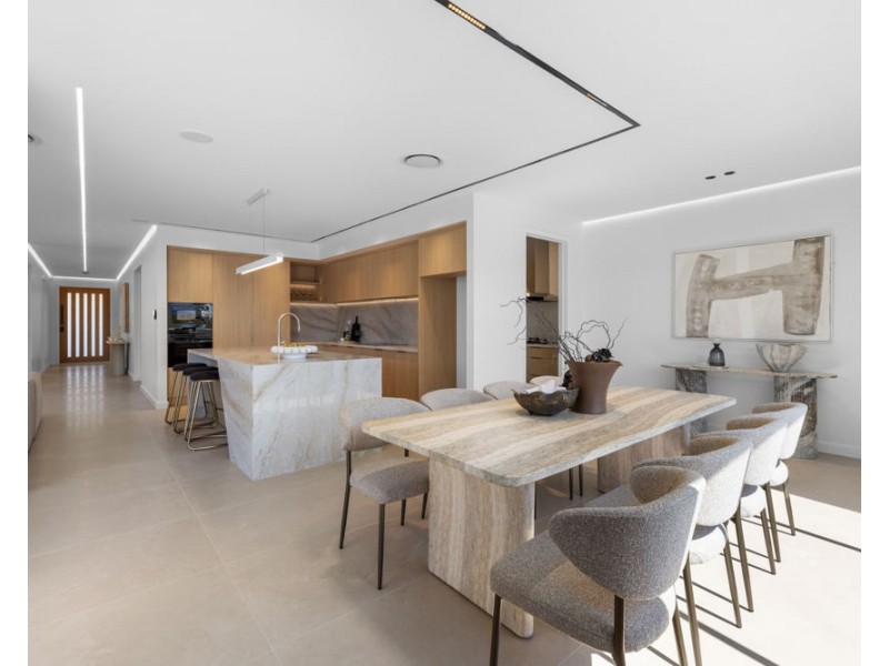 18 ROSEMARY CCT, Rochedale QLD 4123