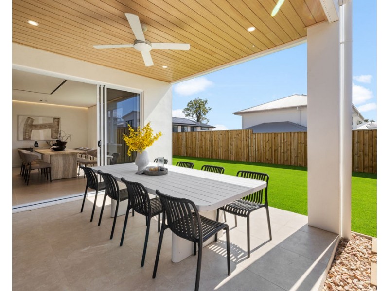 18 ROSEMARY CCT, Rochedale QLD 4123