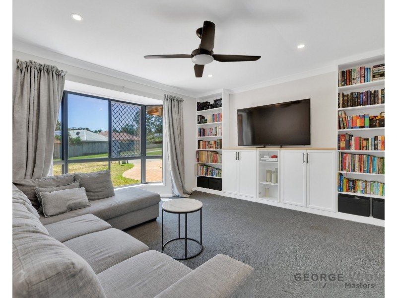 24 Della Ricca Pl, Forest Lake QLD 4078