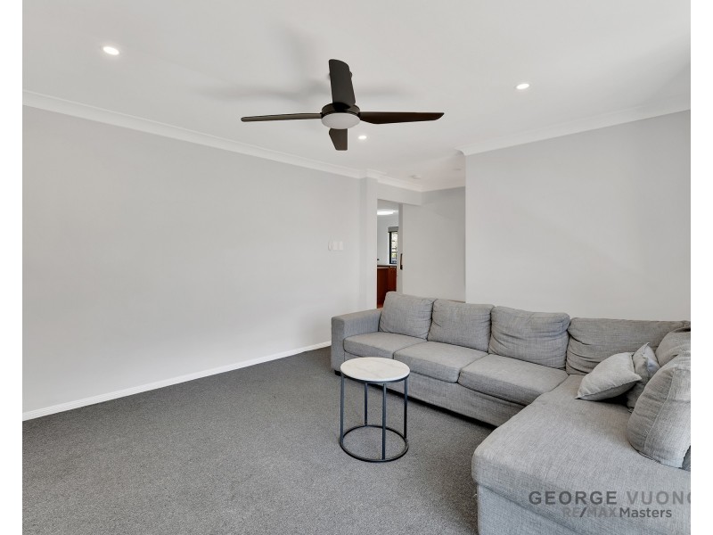 24 Della Ricca Pl, Forest Lake QLD 4078