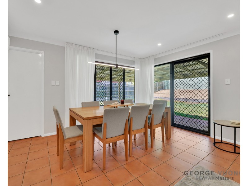 24 Della Ricca Pl, Forest Lake QLD 4078