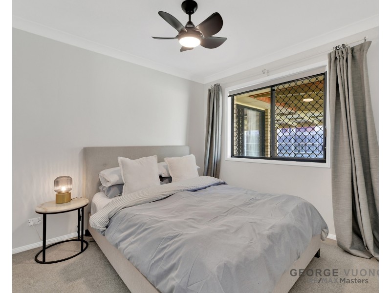 24 Della Ricca Pl, Forest Lake QLD 4078