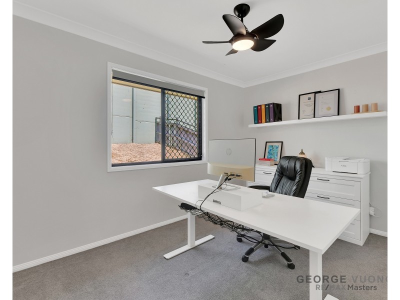 24 Della Ricca Pl, Forest Lake QLD 4078
