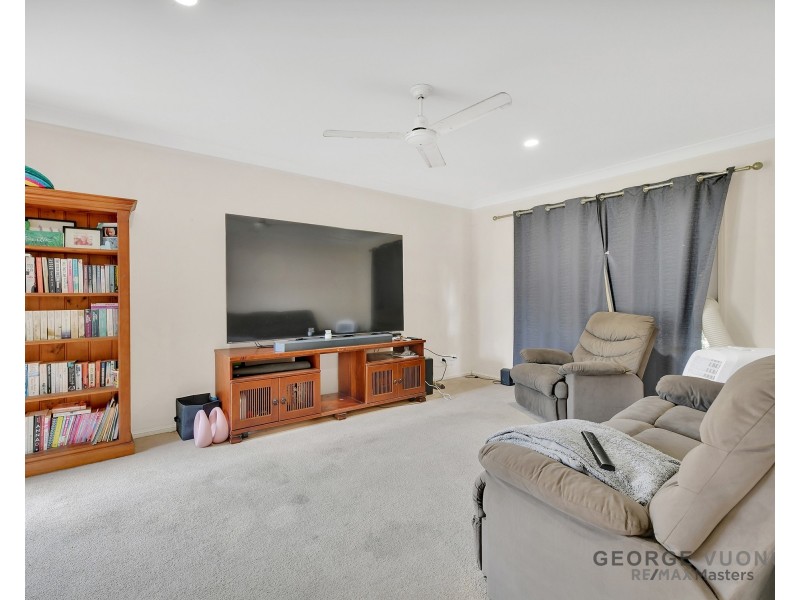 14 Horton Pl, Forest Lake QLD 4078