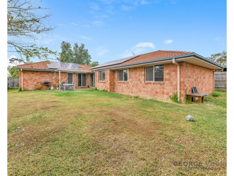 14 Horton Pl, Forest Lake QLD 4078
