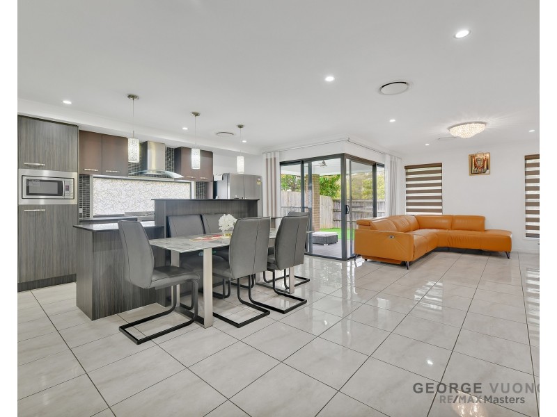 34 Giancarlo Cr, Doolandella QLD 4077
