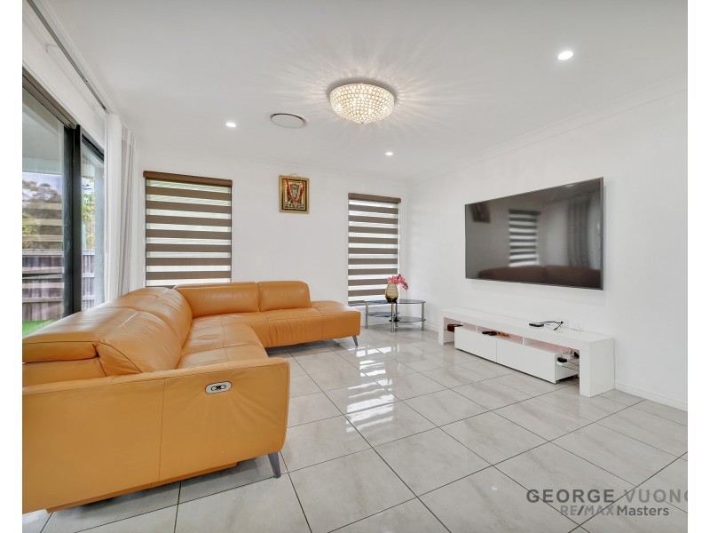 34 Giancarlo Cr, Doolandella QLD 4077