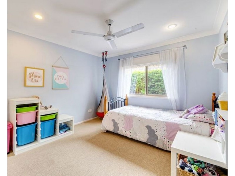 14 Della Ricca Pl, Forest Lake QLD 4078