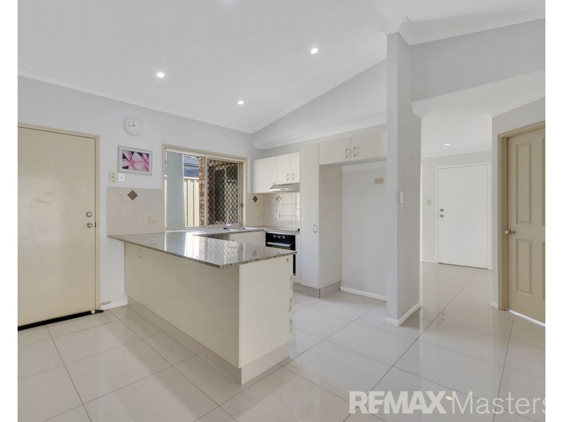 3 Ashton Way, Forest Lake QLD 4078