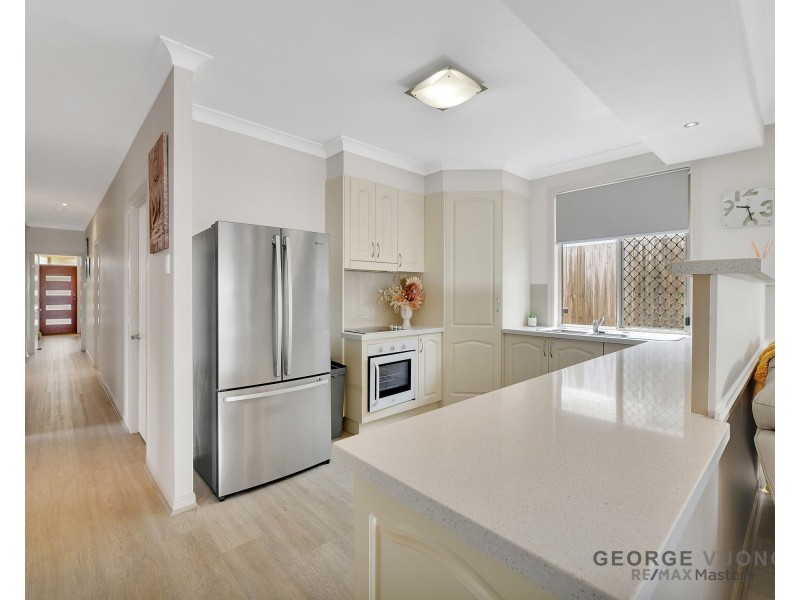 25 Nullarbor Circuit, Forest Lake QLD 4078