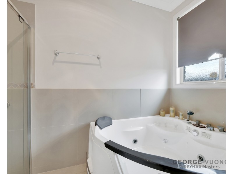 25 Nullarbor Circuit, Forest Lake QLD 4078