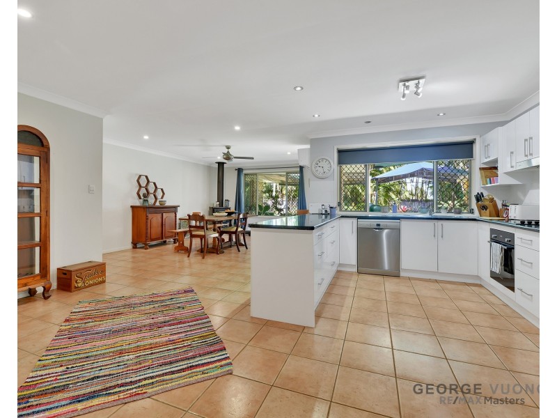 1 Paluna Pl, Forest Lake QLD 4078