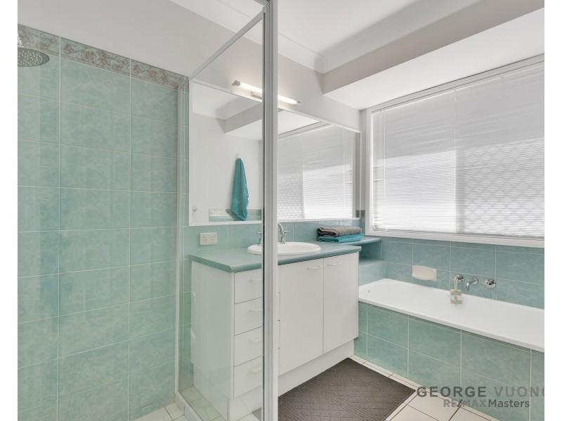 1 Paluna Pl, Forest Lake QLD 4078