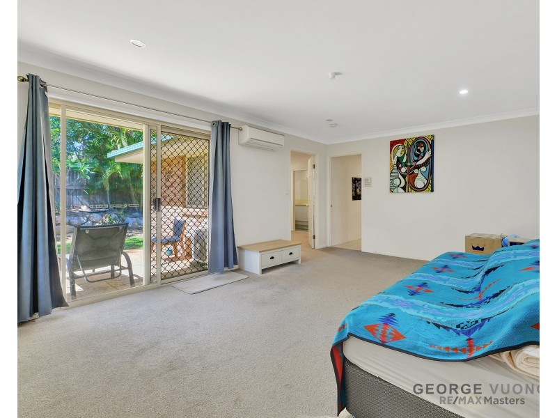 1 Paluna Pl, Forest Lake QLD 4078