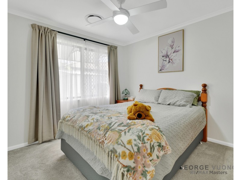 20 Carolina Pde, Forest Lake QLD 4078