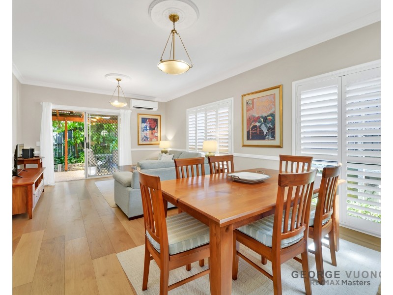 6 Ripponlea Ct, Forest Lake QLD 4078