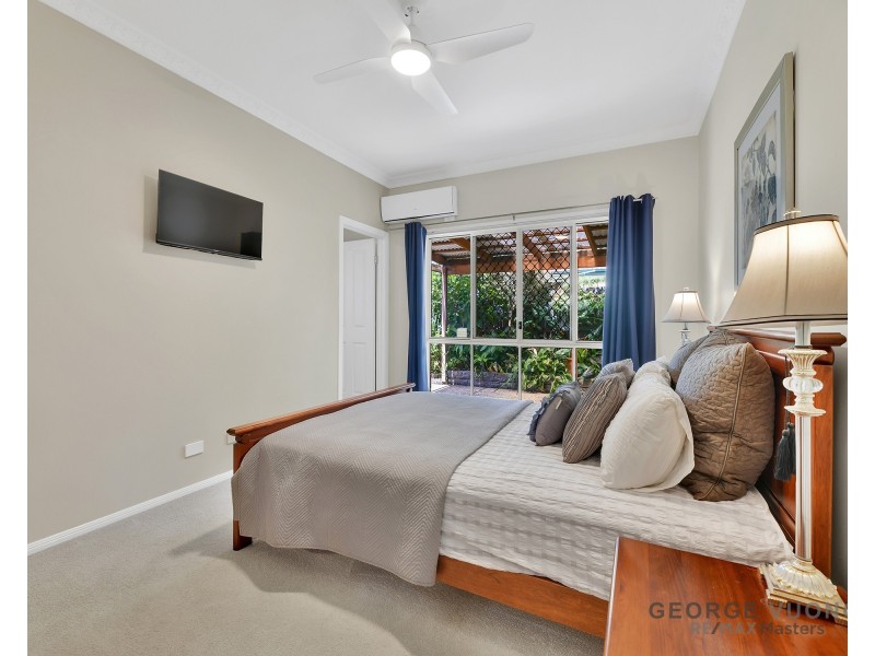 6 Ripponlea Ct, Forest Lake QLD 4078