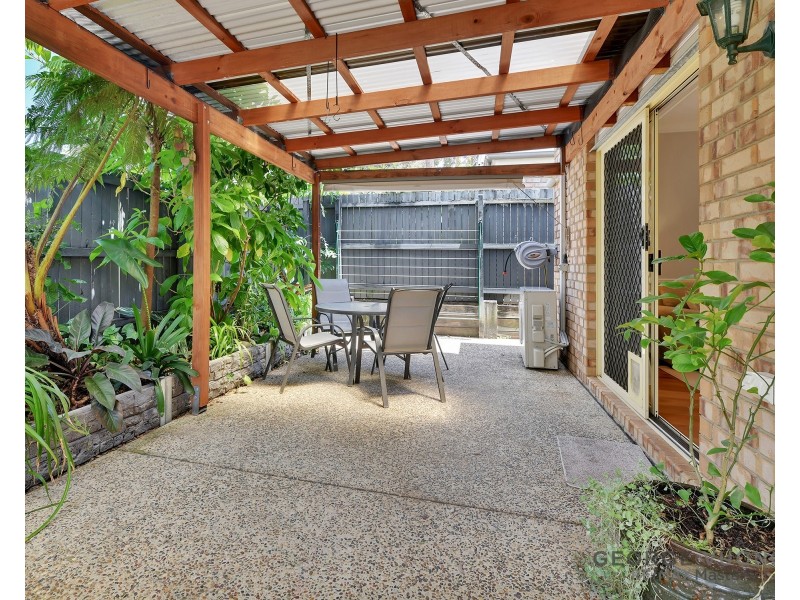 6 Ripponlea Ct, Forest Lake QLD 4078