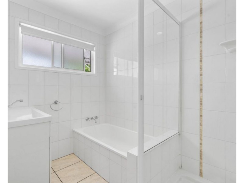 33 Flinders Crescent, Boronia Heights QLD 4124