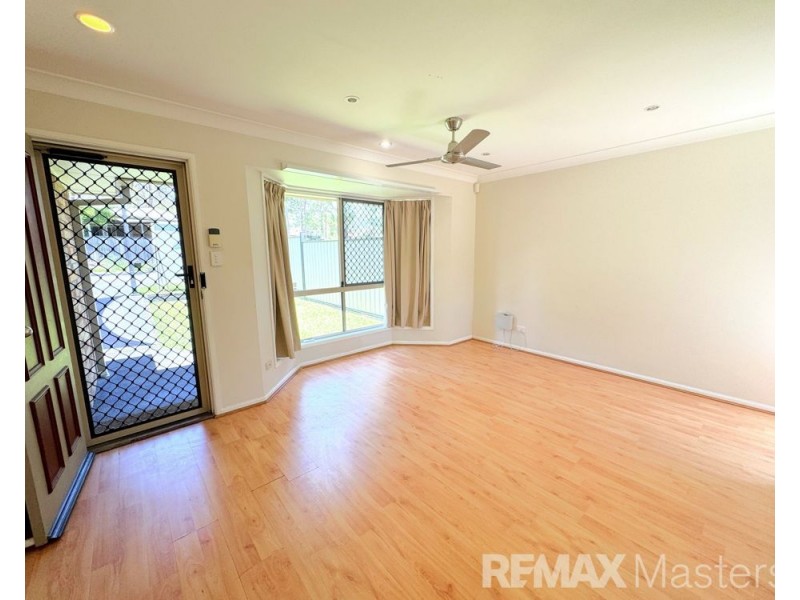 26 Sugarloaf Street, Forest Lake QLD 4078