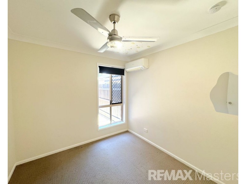 26 Sugarloaf Street, Forest Lake QLD 4078