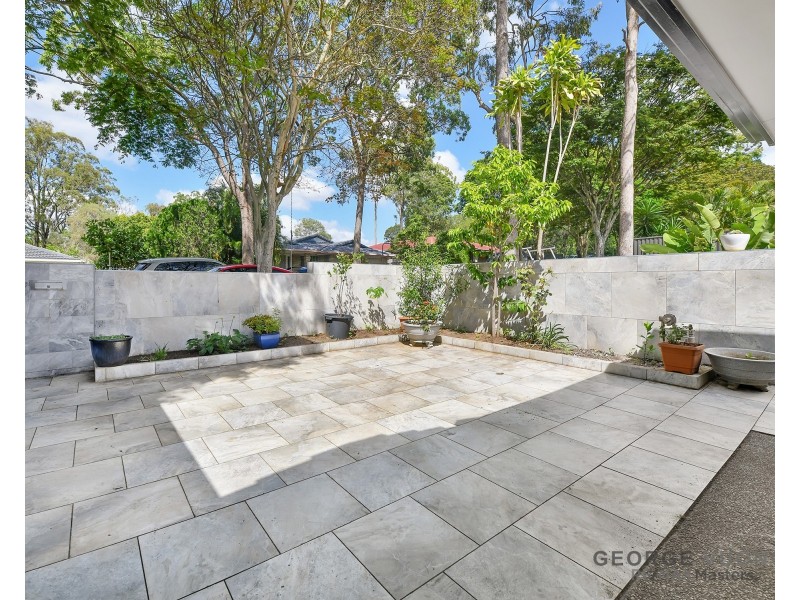8 Beaufront Pl, Forest Lake QLD 4078