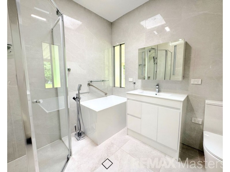 25 Chaucer Street, Moorooka QLD 4105