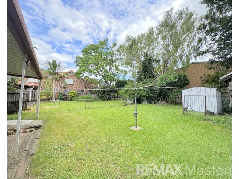 25 Chaucer Street, Moorooka QLD 4105