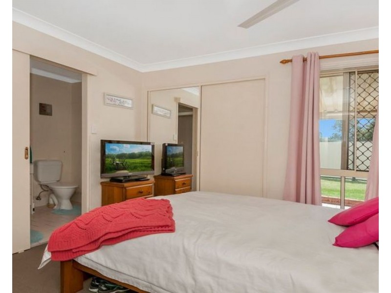 28 Maclean Ct, Boronia Heights QLD 4124
