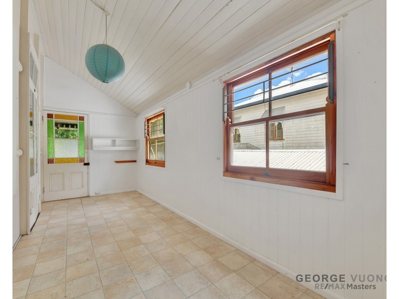 6 Harrowby St, Corinda QLD 4075