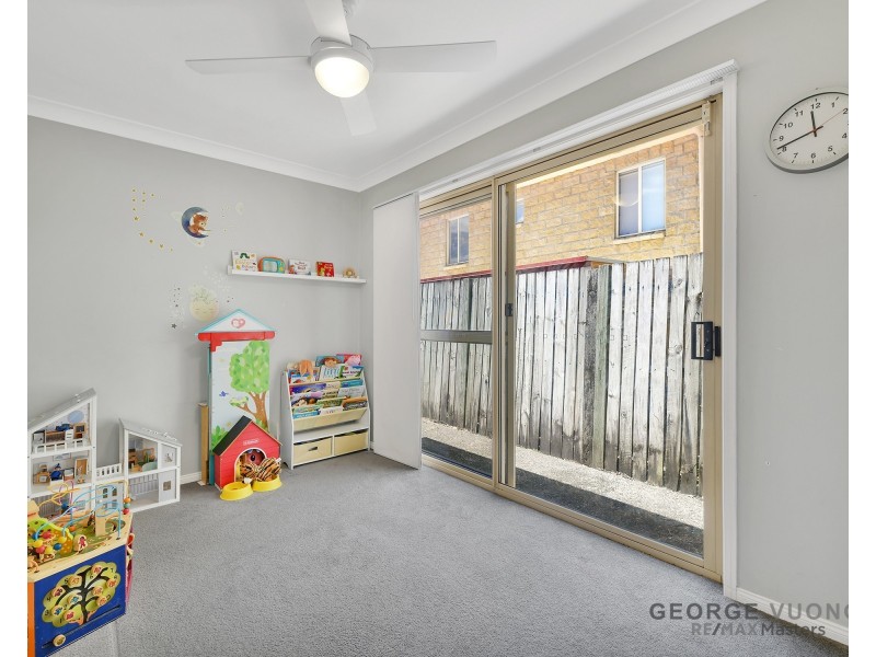 5 Warburton Cl, Forest Lake QLD 4078