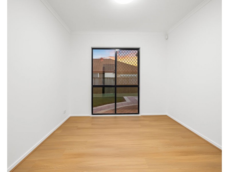 17 REGAL PLACE, Eight Mile Plains QLD 4113