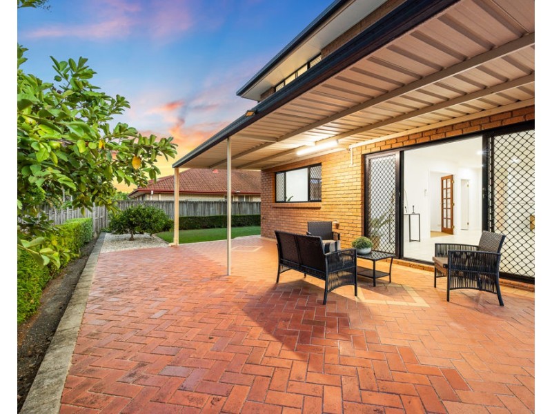 17 REGAL PLACE, Eight Mile Plains QLD 4113