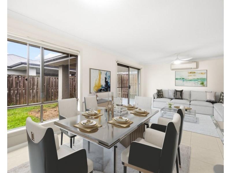 36 MCPHERSON CR, Coomera QLD 4209